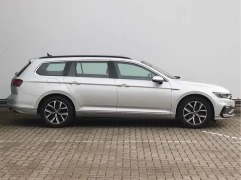 Used VOLKSWAGEN PASSAT Hybrid 2021 Ad 