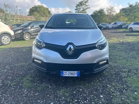 Used RENAULT CAPTUR Petrol 2016 Ad 