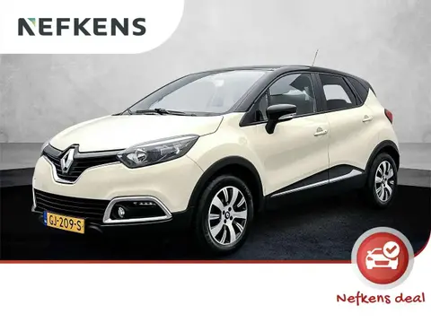 Used RENAULT CAPTUR Petrol 2015 Ad 