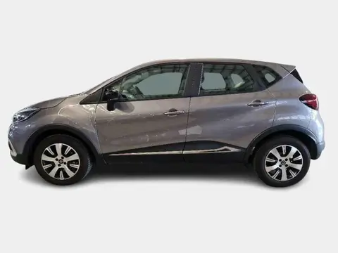 Used RENAULT CAPTUR Diesel 2019 Ad 