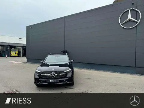 Used MERCEDES-BENZ CLASSE GLC Petrol 2024 Ad 