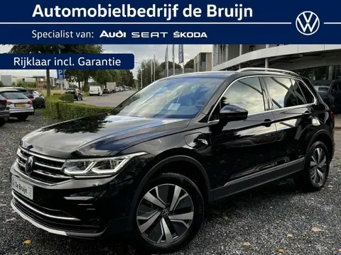 Used VOLKSWAGEN TIGUAN Hybrid 2022 Ad 