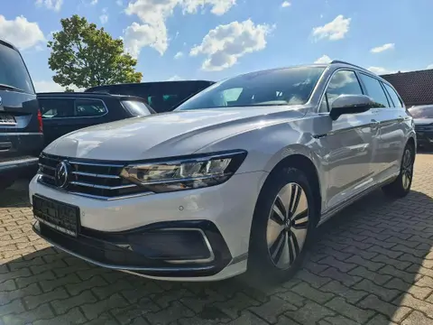 Used VOLKSWAGEN PASSAT Hybrid 2021 Ad 