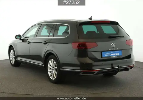 Used VOLKSWAGEN PASSAT Diesel 2023 Ad 