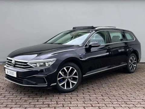 Used VOLKSWAGEN PASSAT Hybrid 2021 Ad 