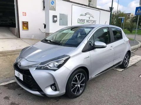 Used TOYOTA YARIS Hybrid 2018 Ad 