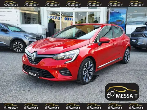 Used RENAULT CLIO Hybrid 2021 Ad 