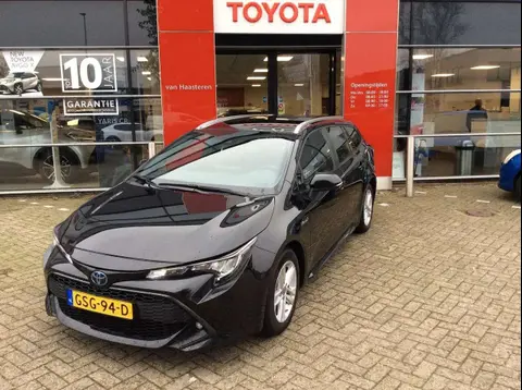 Used TOYOTA COROLLA Hybrid 2022 Ad 