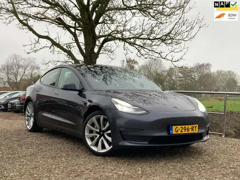 Used TESLA MODEL 3 Electric 2019 Ad 