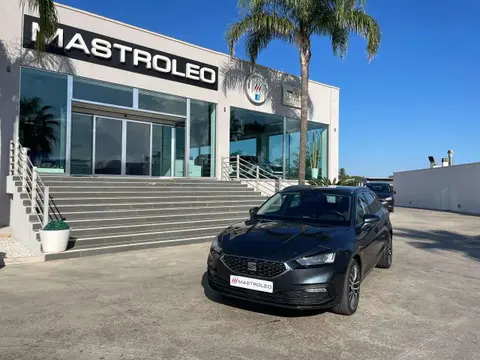 Used SEAT LEON Hybrid 2021 Ad 