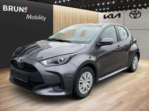 Used TOYOTA YARIS Hybrid 2022 Ad 