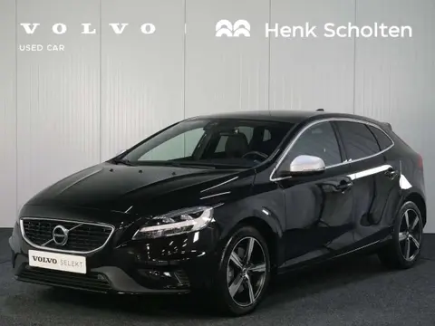 Used VOLVO V40 Petrol 2019 Ad 