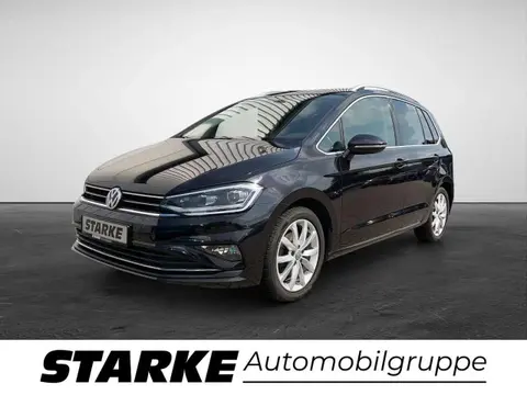 Used VOLKSWAGEN GOLF Petrol 2018 Ad 