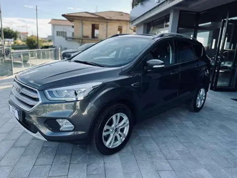 Annonce FORD KUGA Diesel 2019 d'occasion 