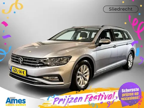 Annonce VOLKSWAGEN PASSAT Essence 2023 d'occasion 