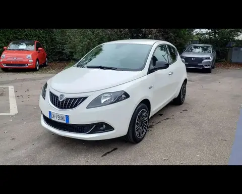 Used LANCIA YPSILON Hybrid 2023 Ad 