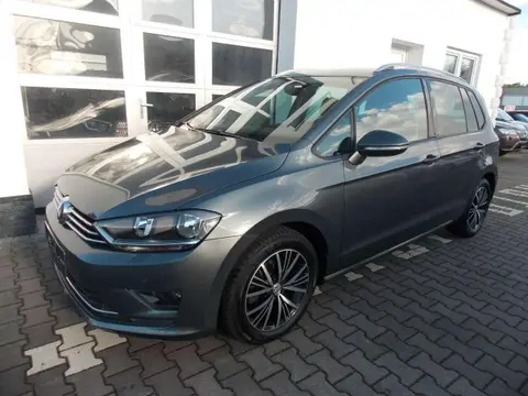 Used VOLKSWAGEN GOLF Petrol 2017 Ad 