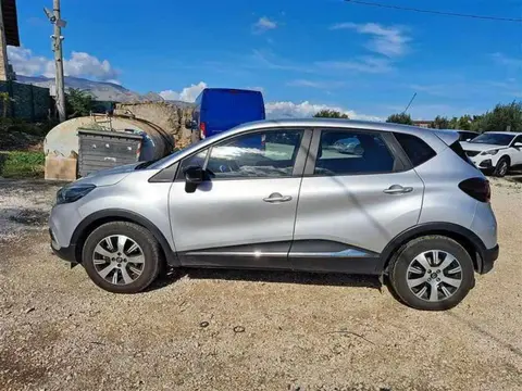 Used RENAULT CAPTUR Diesel 2019 Ad 