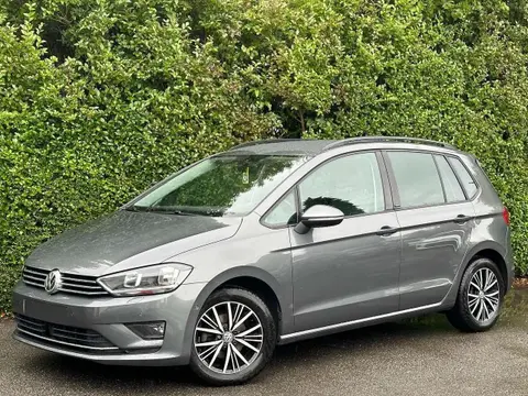 Used VOLKSWAGEN GOLF Petrol 2017 Ad 