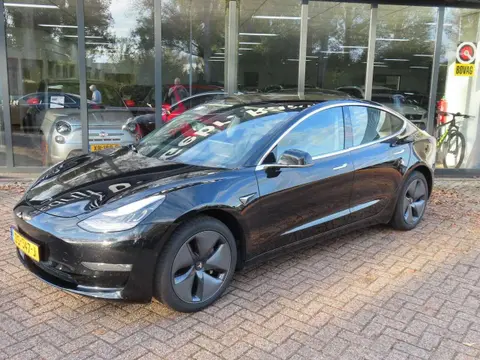 Used TESLA MODEL 3 Electric 2019 Ad 