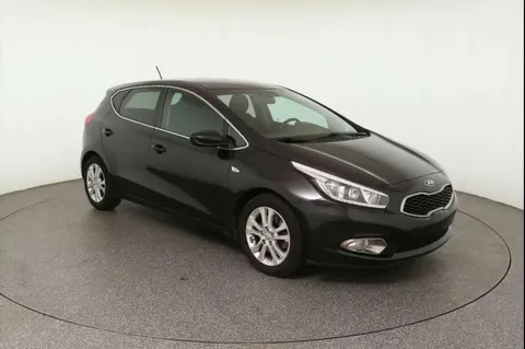 Used KIA CEED Petrol 2015 Ad 