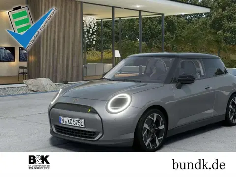 Used MINI COOPER Electric 2024 Ad 