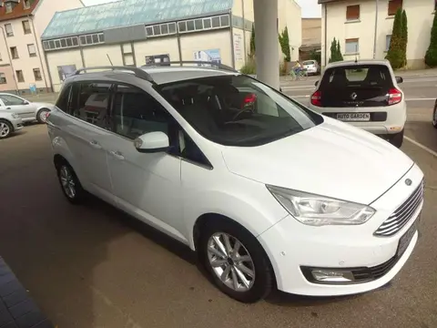 Used FORD GRAND C-MAX Petrol 2018 Ad 