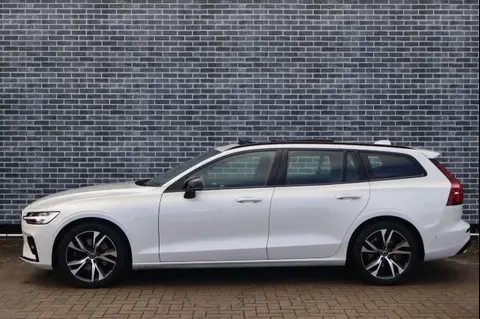 Used VOLVO V60 Hybrid 2023 Ad 