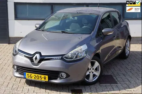 Annonce RENAULT CLIO Essence 2015 d'occasion 