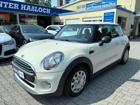 Used MINI ONE Petrol 2015 Ad 