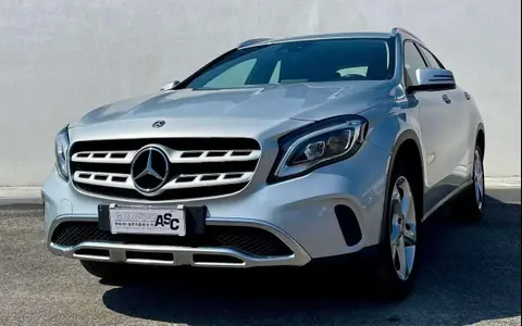 Used MERCEDES-BENZ CLASSE GLA Petrol 2019 Ad 