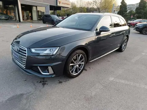 Used AUDI A4 Hybrid 2019 Ad 