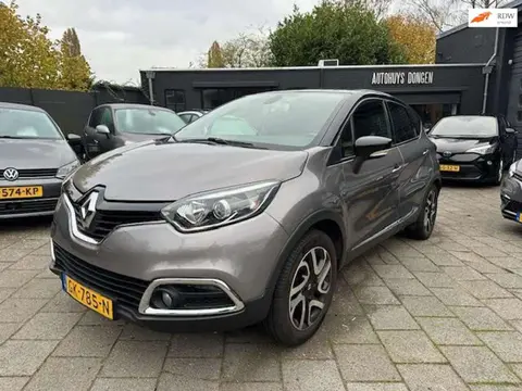 Annonce RENAULT CAPTUR Essence 2015 d'occasion 