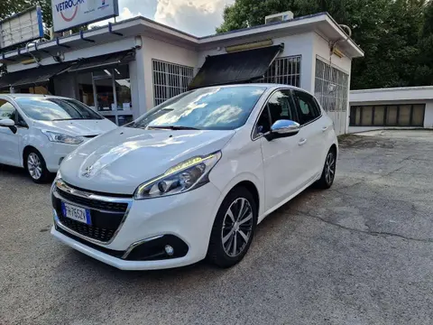 Used PEUGEOT 208 Petrol 2017 Ad 