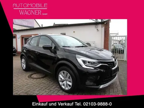 Used RENAULT CAPTUR Hybrid 2023 Ad 