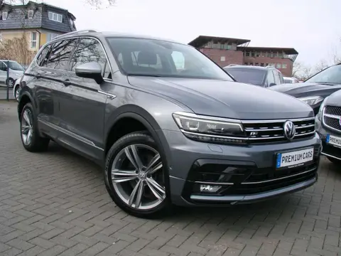 Used VOLKSWAGEN TIGUAN Petrol 2019 Ad 