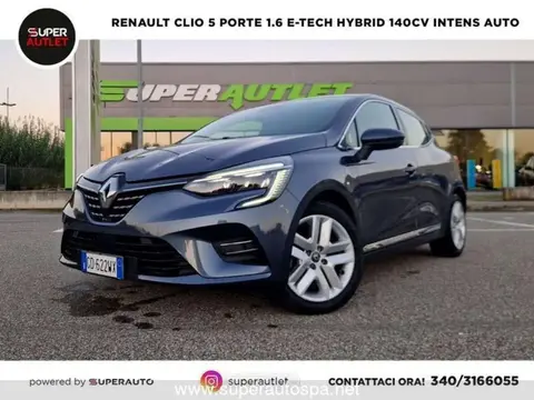 Used RENAULT CLIO Hybrid 2021 Ad 