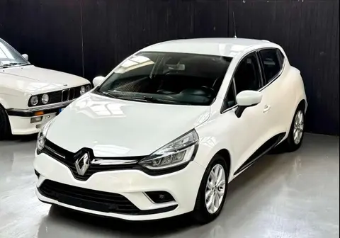 Annonce RENAULT CLIO Essence 2018 d'occasion Belgique