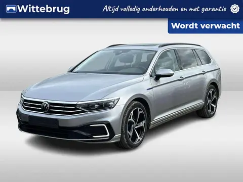 Used VOLKSWAGEN PASSAT Hybrid 2021 Ad 