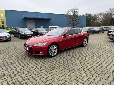 Used TESLA MODEL S Electric 2015 Ad 