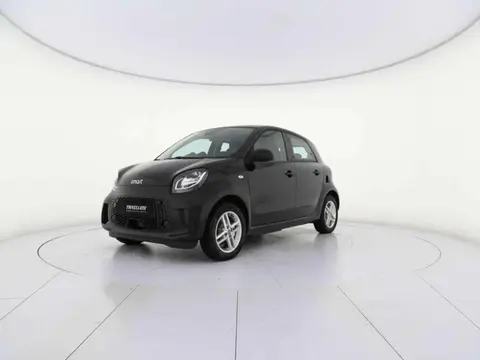 Used SMART FORFOUR Electric 2021 Ad 