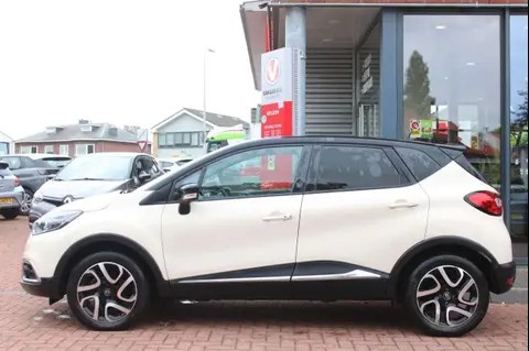 Annonce RENAULT CAPTUR Essence 2017 d'occasion 