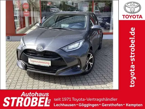 Used TOYOTA YARIS Hybrid 2024 Ad Germany