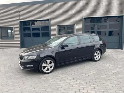 Used SKODA OCTAVIA Petrol 2019 Ad 