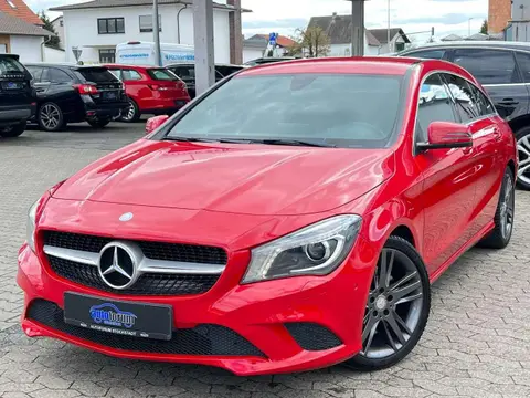 Used MERCEDES-BENZ CLASSE CLA Petrol 2015 Ad 