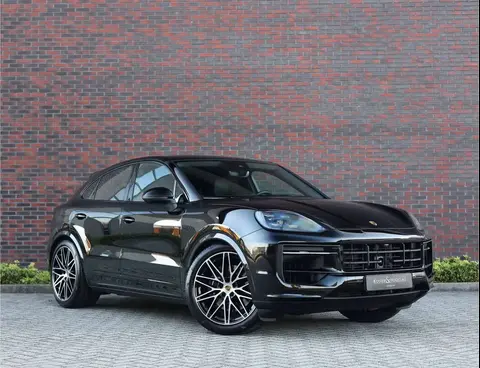 Used PORSCHE CAYENNE Hybrid 2024 Ad 