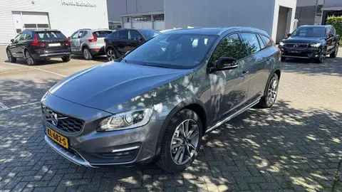 Annonce VOLVO V60 Diesel 2016 d'occasion 