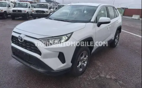 Annonce TOYOTA RAV4 Essence 2024 d'occasion 