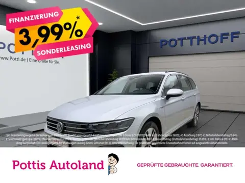 Used VOLKSWAGEN PASSAT Hybrid 2020 Ad 