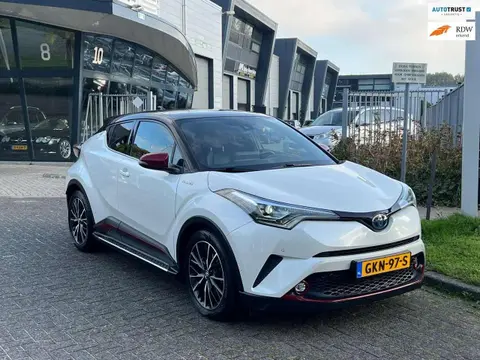 Annonce TOYOTA C-HR Hybride 2018 d'occasion 